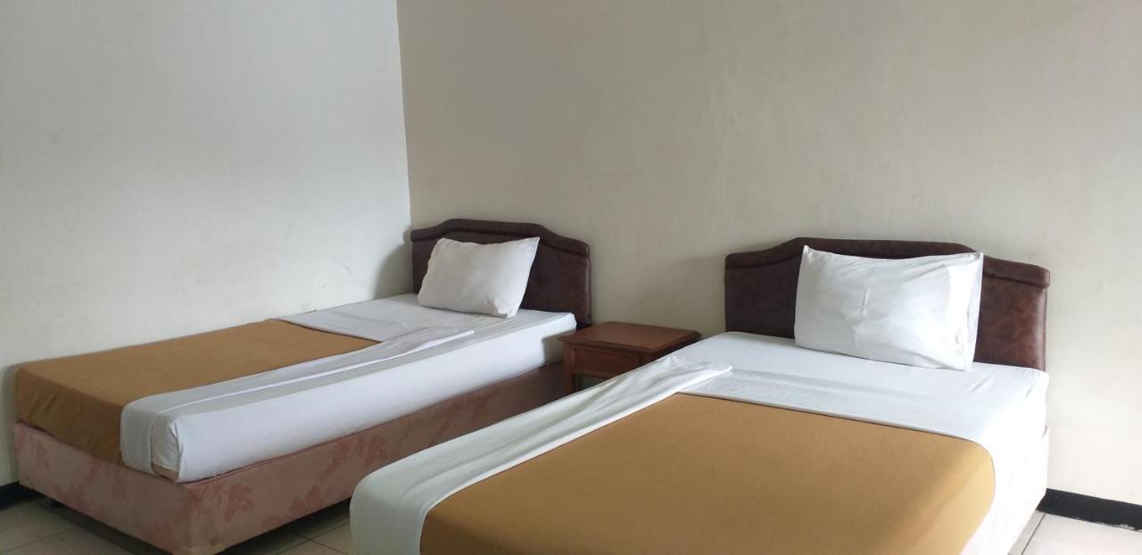 Intan Hotel 普哇加达 外观 照片
