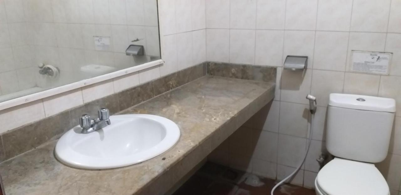 Intan Hotel 普哇加达 外观 照片
