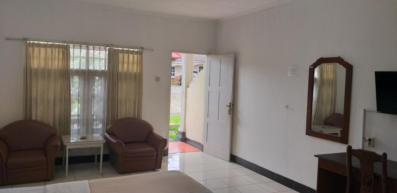 Intan Hotel 普哇加达 外观 照片